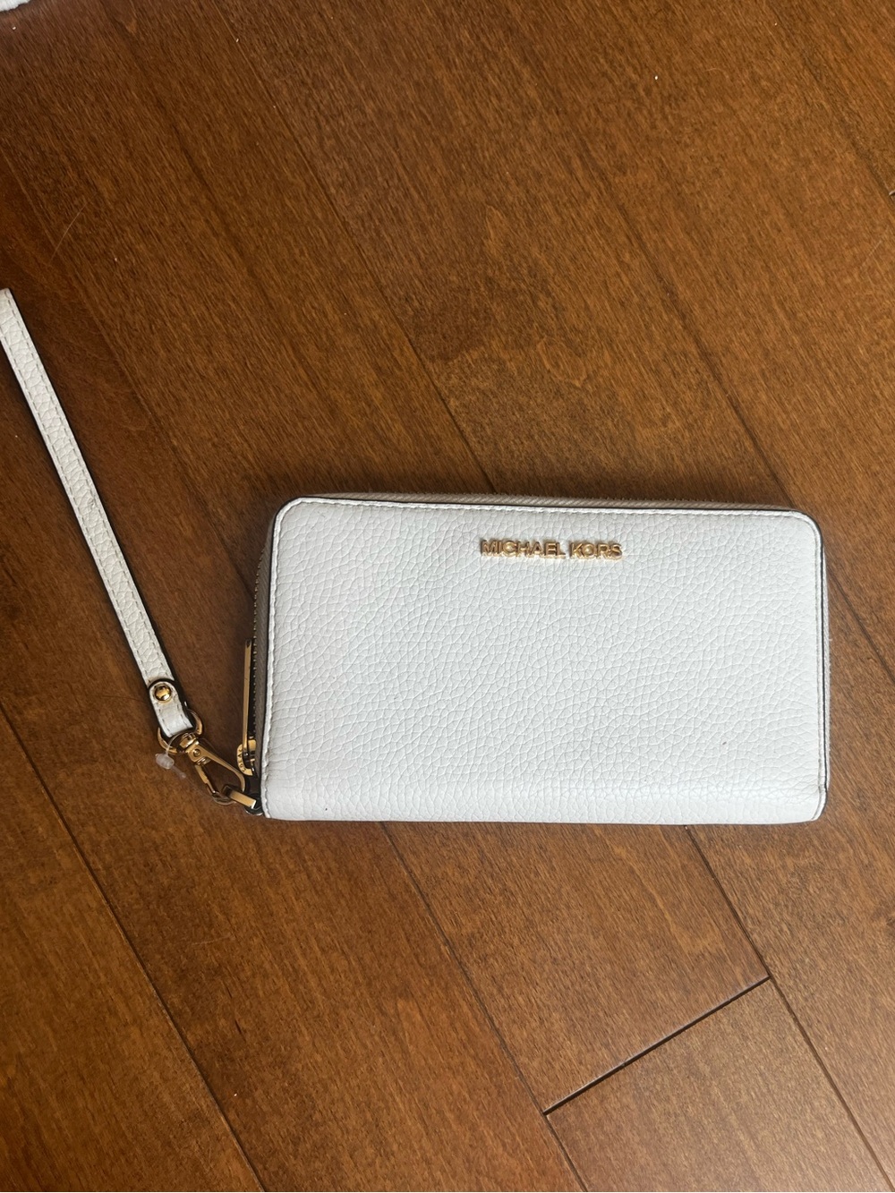 Michael Kors White Pebbled Leather Wristlet with Gold Hardware